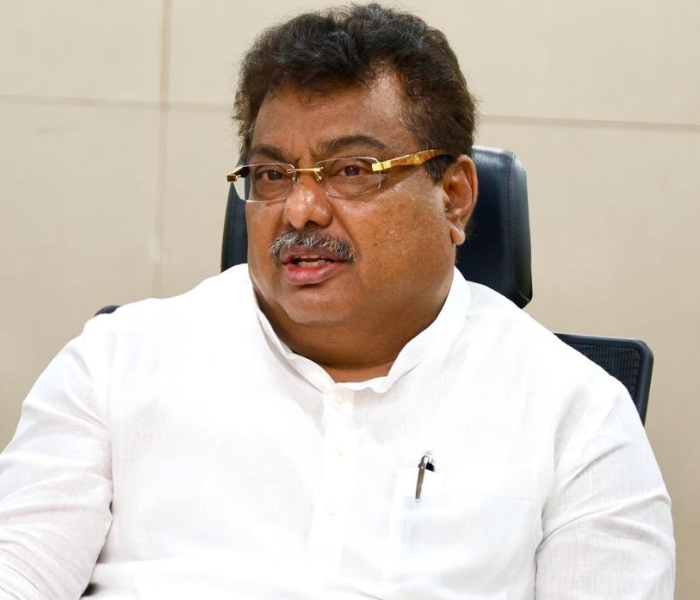 ಪ್ರಧಾನಿ ಮೋದಿ ಅವರೊಂದಿಗೆ ನಾವಿದ್ದೇವೆ, ಶತ್ರು ರಾಷ್ಟ್ರದ ವಿರುದ್ಧ ಯುದ್ಧ ಆಗಲೇಬೇಕು-ಎಂ.ಬಿ ಪಾಟೀಲ್‌