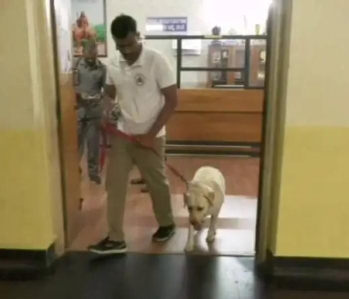 ರಾಜ್ಯದ 2 ಡಿಸಿ ಕಚೇರಿಗಳಿಗೆ ಬಾಂಬ್ ಬೆದರಿಕೆ ಕರೆ..!